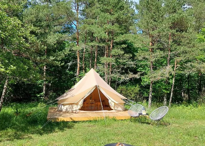 Luxury tent Jaagu Glaemping *